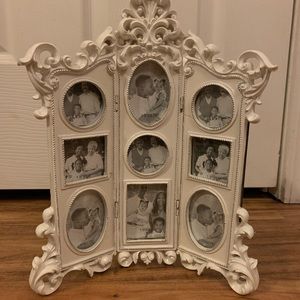 SOLD White picture frame 📸 SOLD